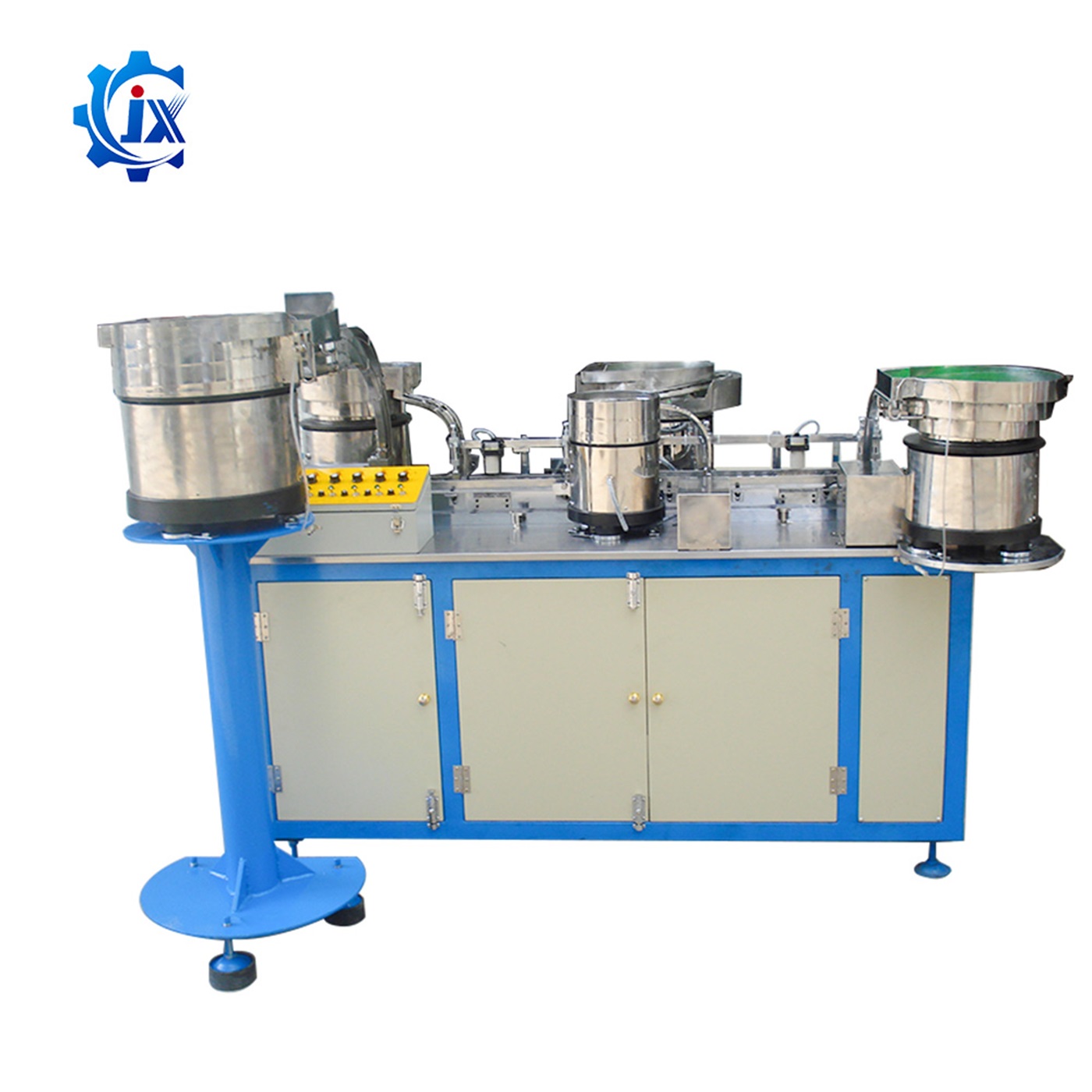 Automatic assembly machine for markers fluorescent pens and whiteboard pens