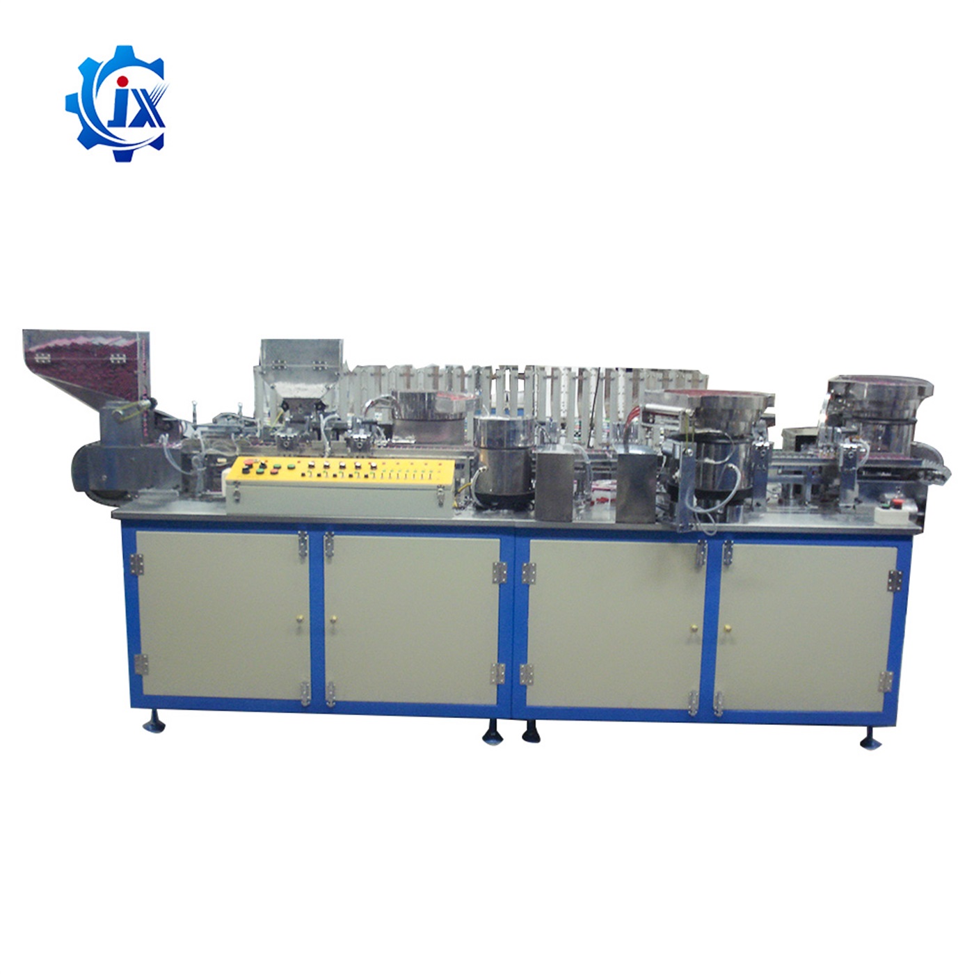 Chain type automatic assembly machine